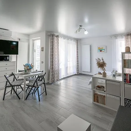 Rialto In Nord10 - Pool 'n' Playground Apartment *